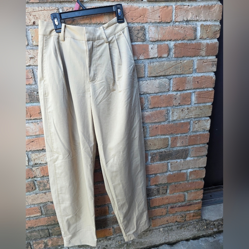 Free People Women's Tan Chinos